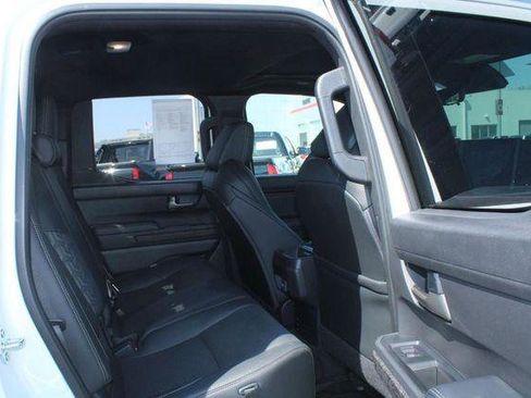 Certified 2025 Toyota Tacoma Limited AWD/4WD image 10
