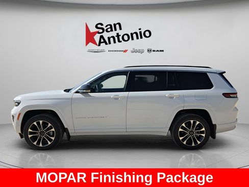New 2025 Jeep Grand Cherokee L Overland w/ Trailer Tow Package AWD/4WD image 5
