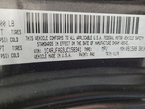 Used 2018 Jeep Grand Cherokee Altitude AWD/4WD image 33
