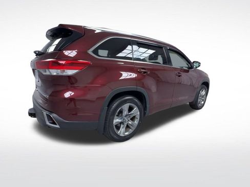 Used 2018 Toyota Highlander Limited Platinum AWD/4WD image 8