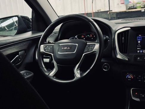 Used 2022 GMC Terrain SLE w/ Driver Convenience Package image 21