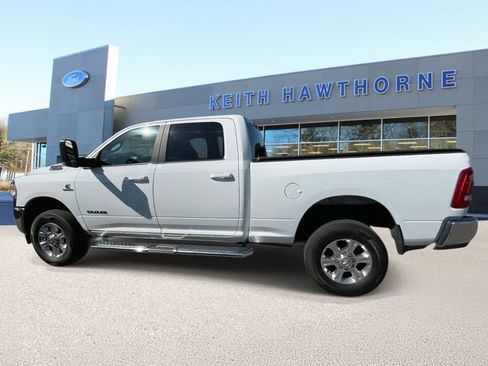 Used 2022 RAM 2500 Big Horn w/ Level 1 Equipment Group AWD/4WD image 3