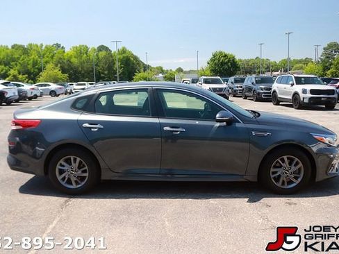 Used 2020 Kia Optima LX FWD image 8