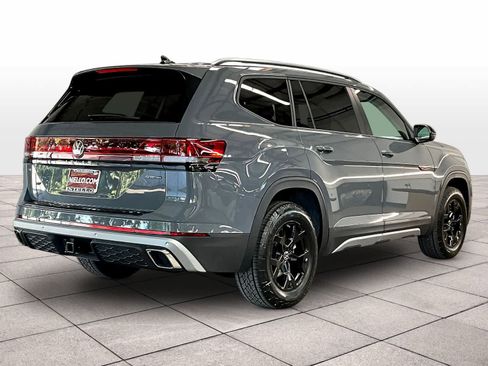 New 2026 Volkswagen Atlas Peak Edition AWD/4WD image 4