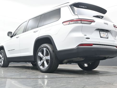 Used 2021 Jeep Grand Cherokee L Limited image 28