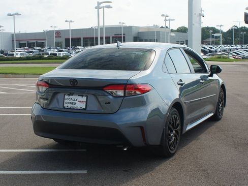 Used 2026 Toyota Corolla LE FWD image 18