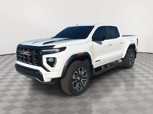Used 2024 GMC Canyon AT4 w/ Canyon Safety Plus Package AWD/4WD image 22