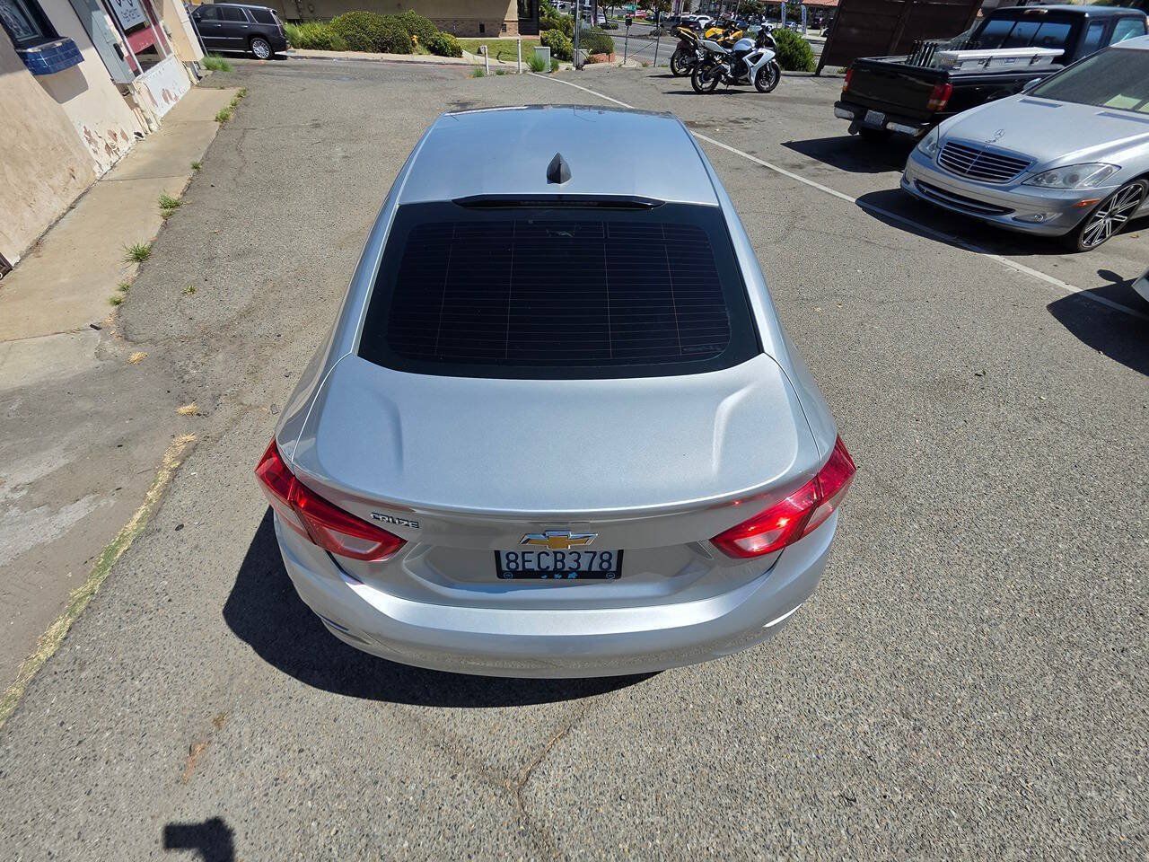 Used 2018 Chevrolet Cruze LS FWD image 14