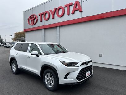 New 2026 Toyota Grand Highlander LE