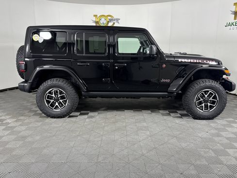 New 2026 Jeep Wrangler Unlimited Rubicon w/ Technology Group image 8