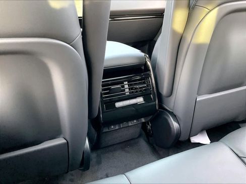 New 2026 Land Rover Range Rover Sport Dynamic SE image 16