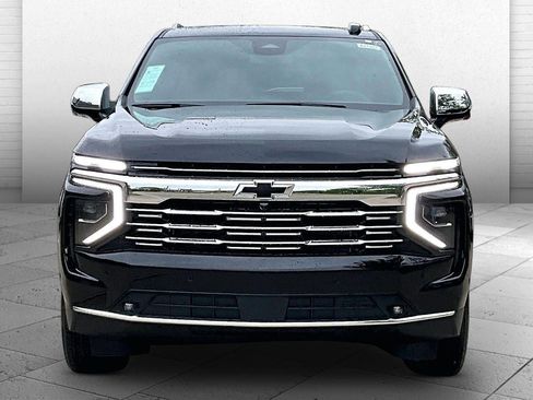 New 2026 Chevrolet Suburban Premier w/ Sun And Tow Package AWD/4WD image 12