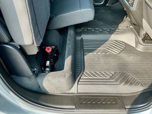 Used 2025 Chevrolet Silverado 1500 LTZ image 27