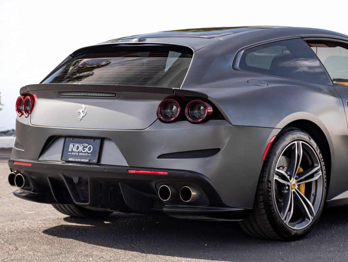 Used 2019 Ferrari GTC4Lusso AWD/4WD image 7