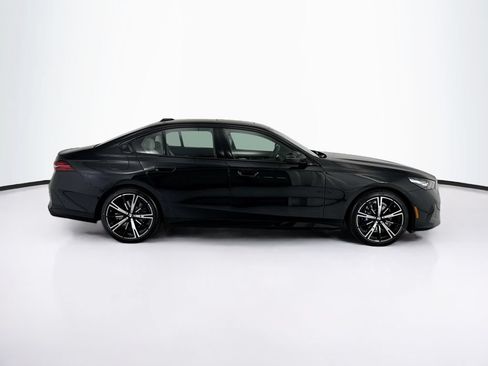 New 2027 BMW 530i w/ M Sport Package RWD image 4