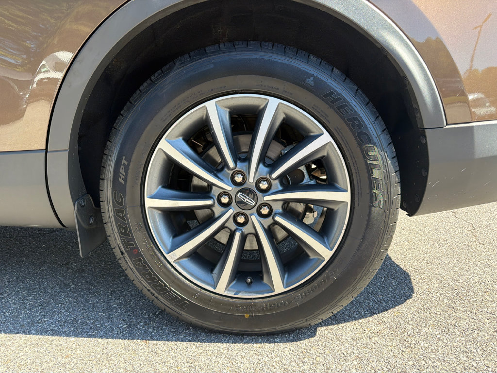 Used 2022 Lincoln Nautilus FWD image 20