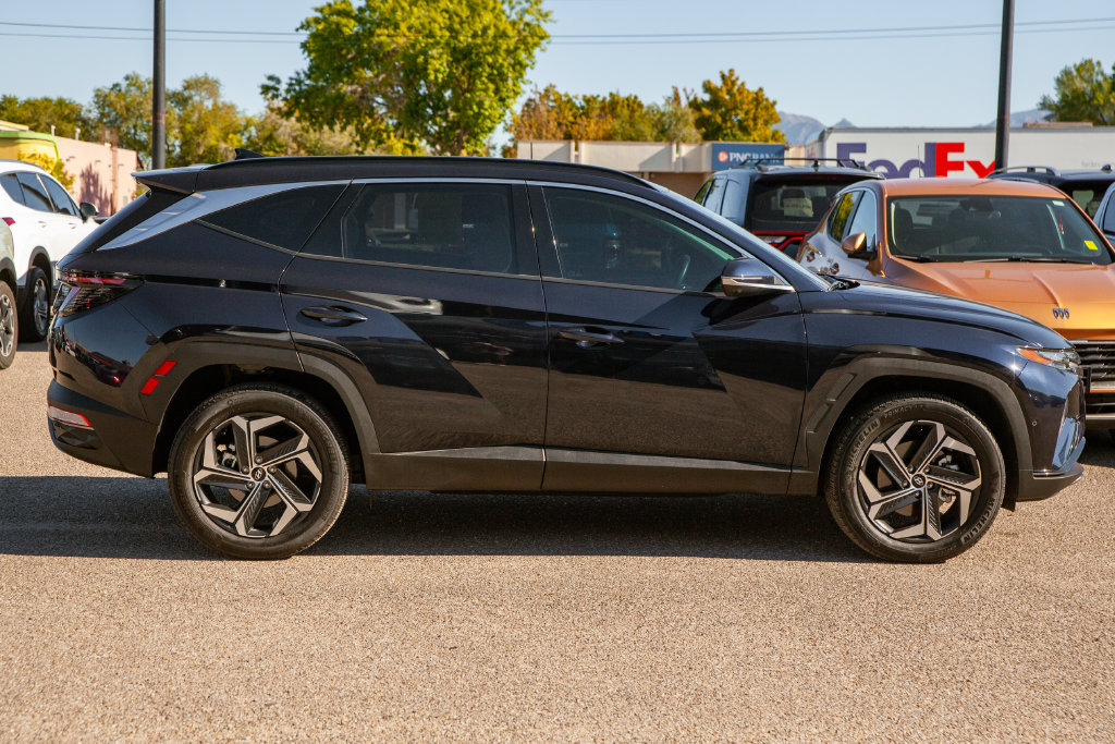 Used 2024 Hyundai Tucson Limited AWD/4WD image 4