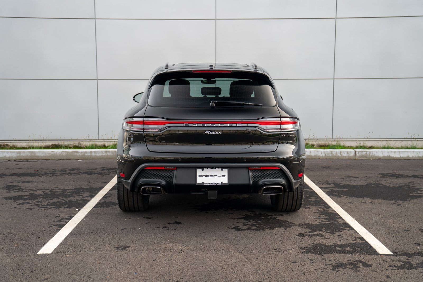 Certified 2026 Porsche Macan AWD/4WD image 7