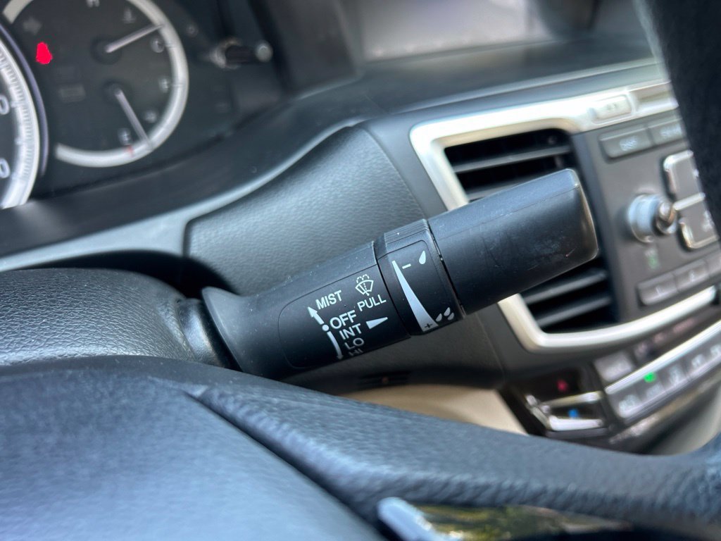 Used 2016 Honda Accord LX image 48