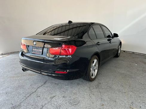 Used 2015 BMW 328i xDrive Sedan AWD/4WD image 3