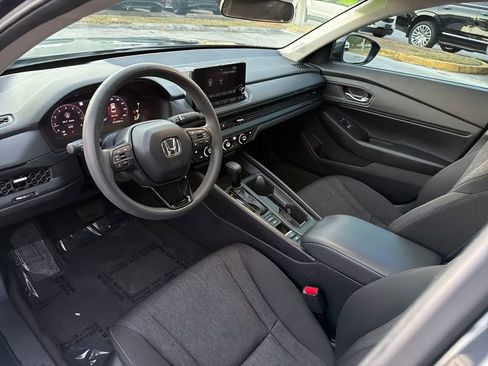 Used 2023 Honda Accord EX image 12
