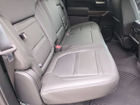 Used 2020 GMC Sierra 2500 Denali w/ Denali Ultimate Package AWD/4WD image 17