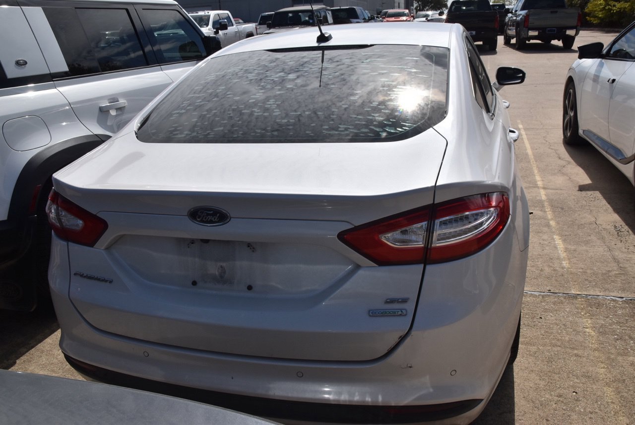 Used 2016 Ford Fusion SE w/ Equipment Group 202A FWD image 6