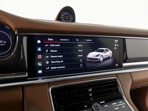 Certified 2023 Porsche Panamera 4 Platinum Edition AWD/4WD image 29
