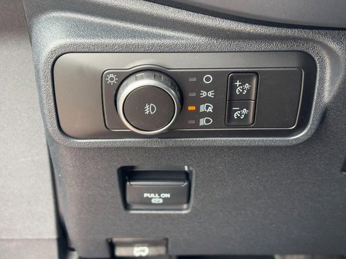 New 2025 Ford Bronco Badlands image 11