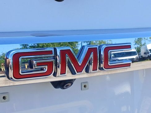 Used 2021 GMC Acadia SLE w/ Driver Convenience Package AWD/4WD image 32