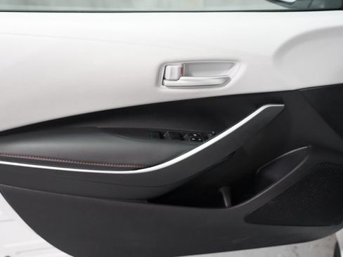 Used 2024 Toyota Corolla SE FWD image 30