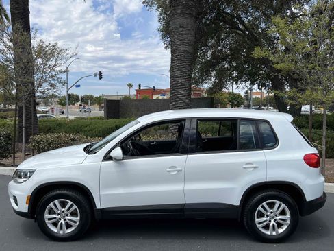 Used 2014 Volkswagen Tiguan S AWD/4WD image 12
