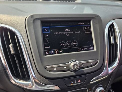 Used 2023 Chevrolet Equinox LT FWD image 23