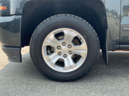 Used 2017 Chevrolet Silverado 1500 LT w/ All Star Edition AWD/4WD image 26
