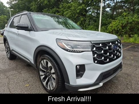 Used 2026 Ford Explorer Platinum w/ LUX Leather Package AWD/4WD image 7