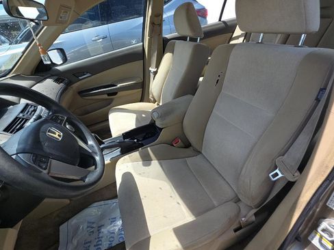 Used 2009 Honda Accord LX-P image 7