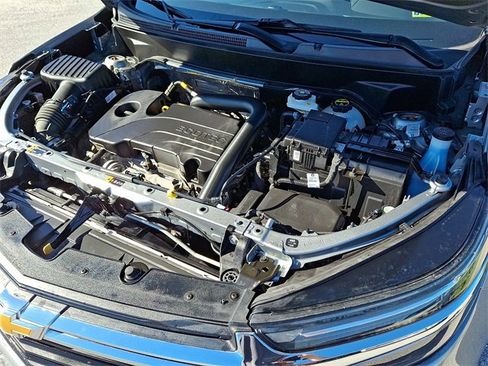 Used 2024 Chevrolet Equinox LT image 27