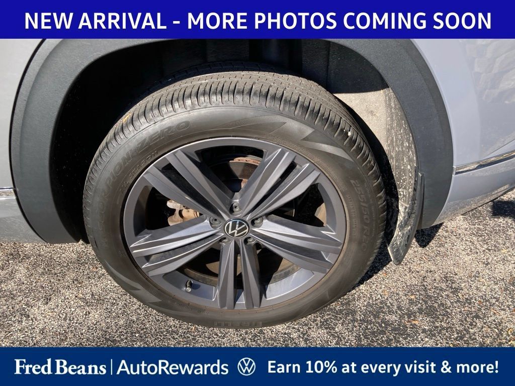 Used 2021 Volkswagen Atlas Cross Sport SE w/ Panoramic Sunroof Package AWD/4WD image 7