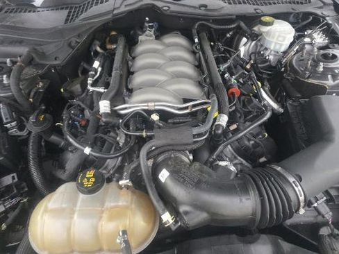 Used 2018 Ford Mustang GT Premium w/ Black Accent Package image 7