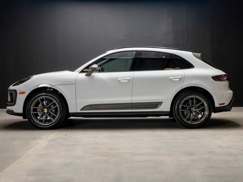 New 2026 Porsche Macan Turbo AWD/4WD image 2