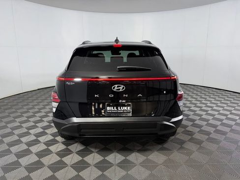 Used 2026 Hyundai Kona SEL Sport FWD image 8