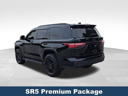 Used 2024 Toyota Sequoia SR5 w/ SR5 Premium Package AWD/4WD image 5