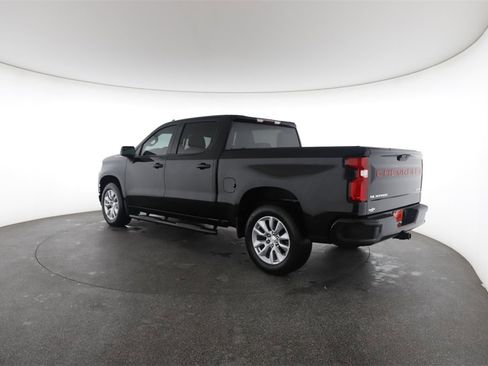 Used 2021 Chevrolet Silverado 1500 Custom image 9