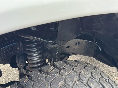 Used 2017 Toyota Tundra Limited w/ Limited Premium Package image 34