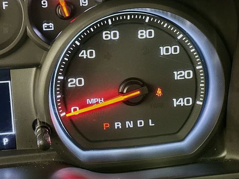 Used 2020 Chevrolet Silverado 1500 Custom w/ Custom Value Package RWD image 17