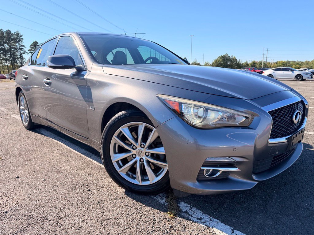 Used 2017 INFINITI Q50 3.0t Premium w/ Driver Assistance Package AWD/4WD image 1