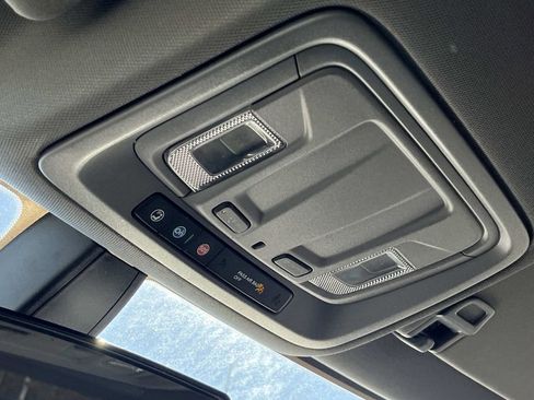 Used 2021 Chevrolet Silverado 1500 LT w/ Bed Protection Package image 32