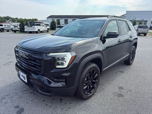 New 2027 GMC Terrain Elevation w/ Elevation Premium Package AWD/4WD image 2