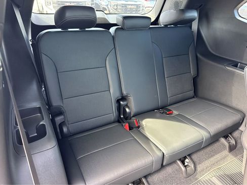 New 2026 Buick Enclave Preferred w/ LPO, Floor Liner Package FWD image 7