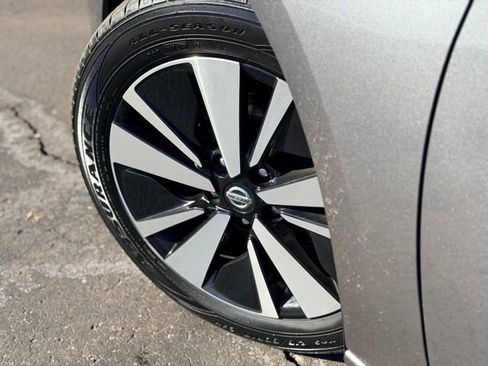 Used 2021 Nissan Altima 2.5 SV image 25